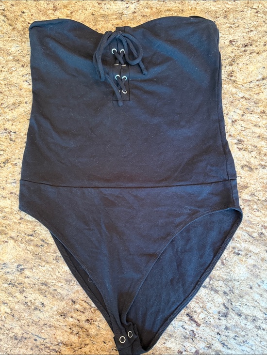 Forever 21 Tops - Forever 21 Black Strapless Lace-Up Bodysuit